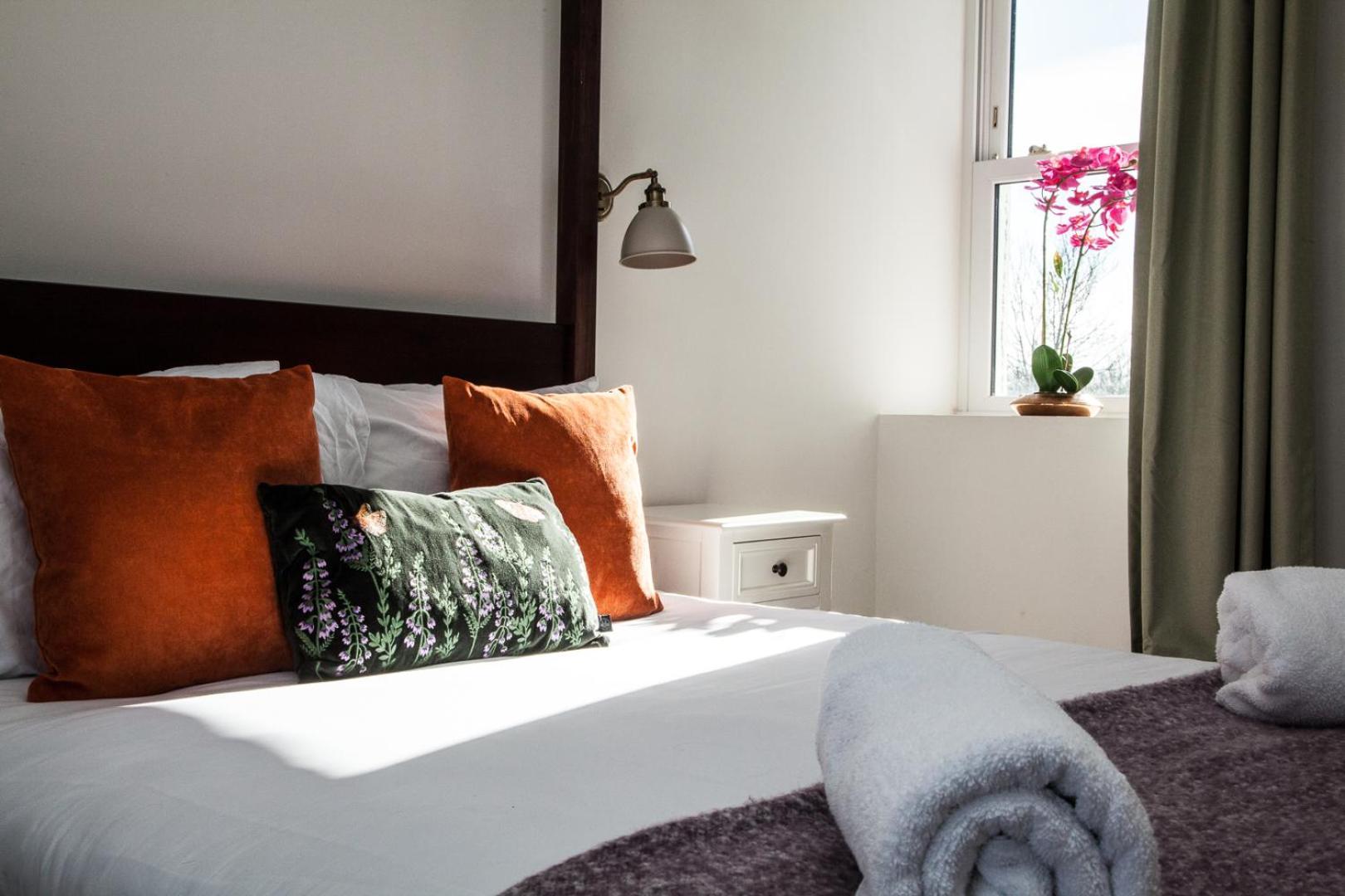 Stunning Scottish Hot Tub Getaway Holiday home *