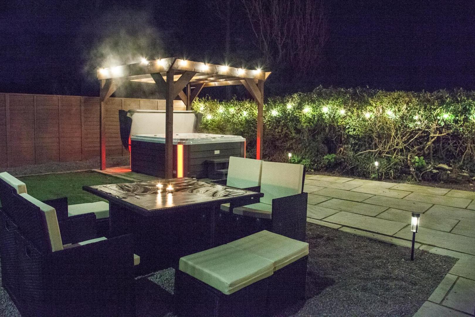 Holiday home Stunning Scottish Hot Tub Getaway *